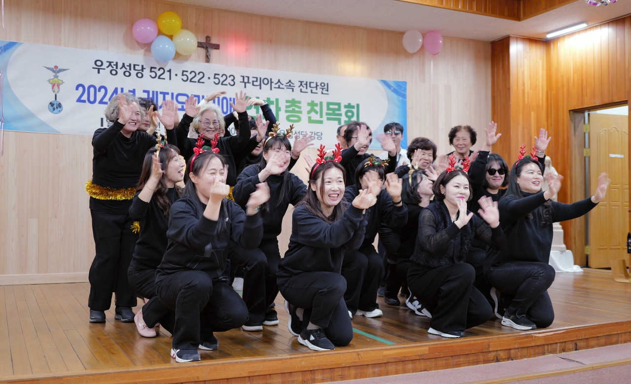 L1004638필로단체.jpeg