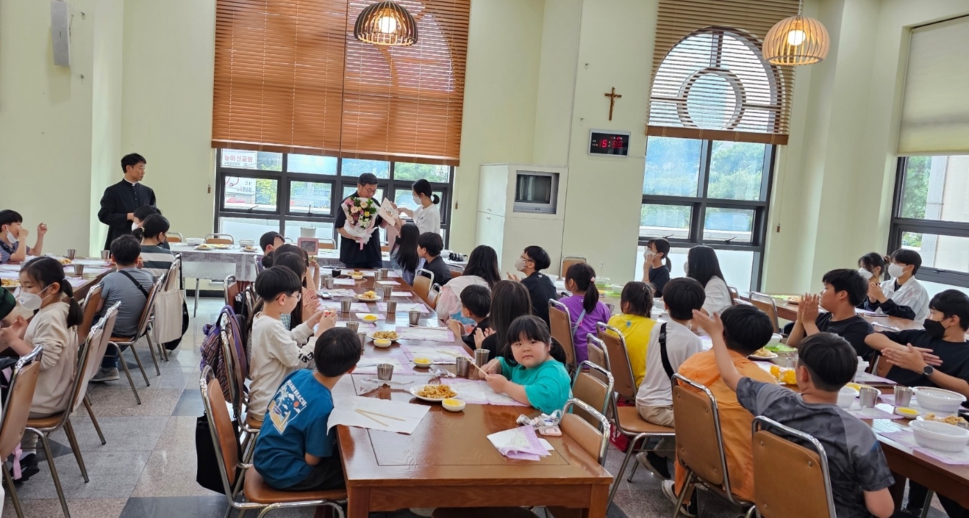 KakaoTalk_20230529_142838832_03.jpg