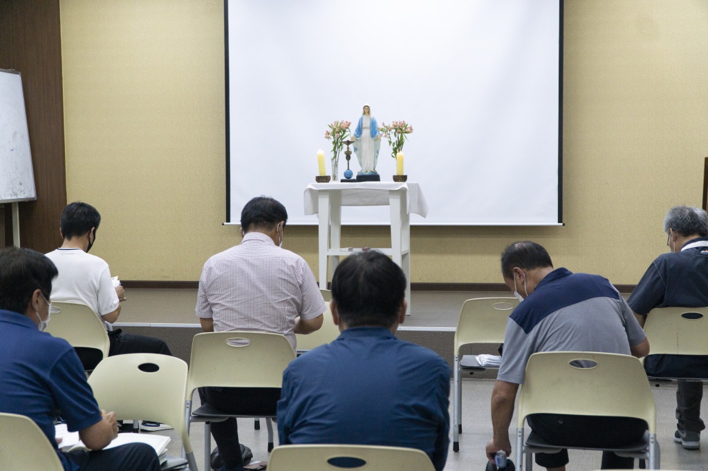본당 앨범 - 서동성당 레지오회합 재개 서동성당