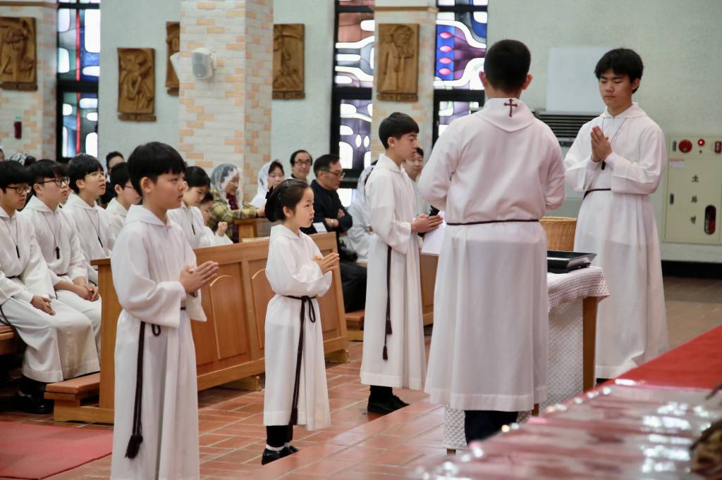 본당행사 앨범 - 2018 복사단 입,퇴단식 천주교 부산교구 주교좌 중앙성당