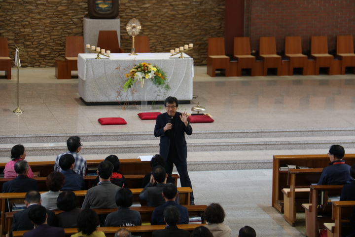 20151024신학생부모피정011_resize.JPG