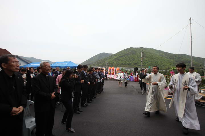 20160428오순절평화의마을희망의집축복식074_resize.JPG