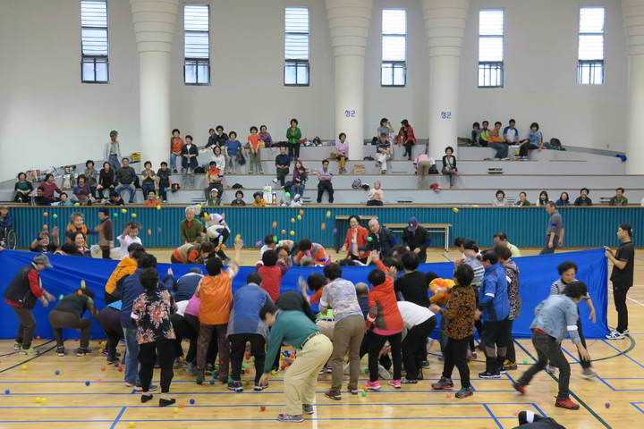 20161016태종대성당본당의날행사031_resize.JPG