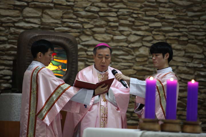 20160306직수여미사054_resize.JPG