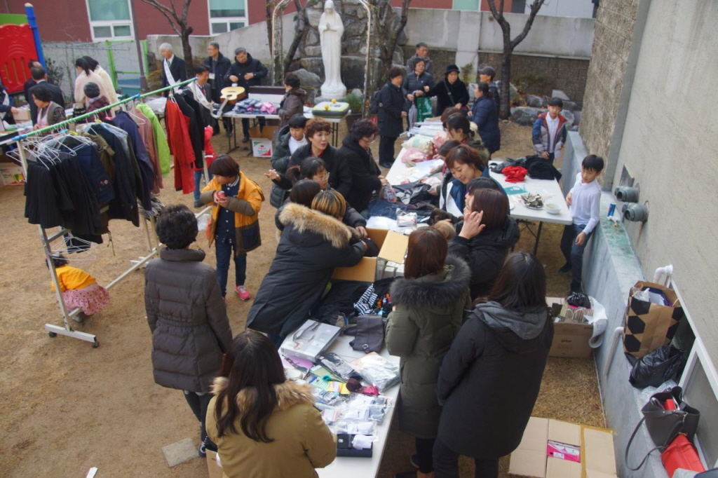 엄궁_2017 주님성탄대축일_BandPhoto_2017_12_25_10_22_53.jpg