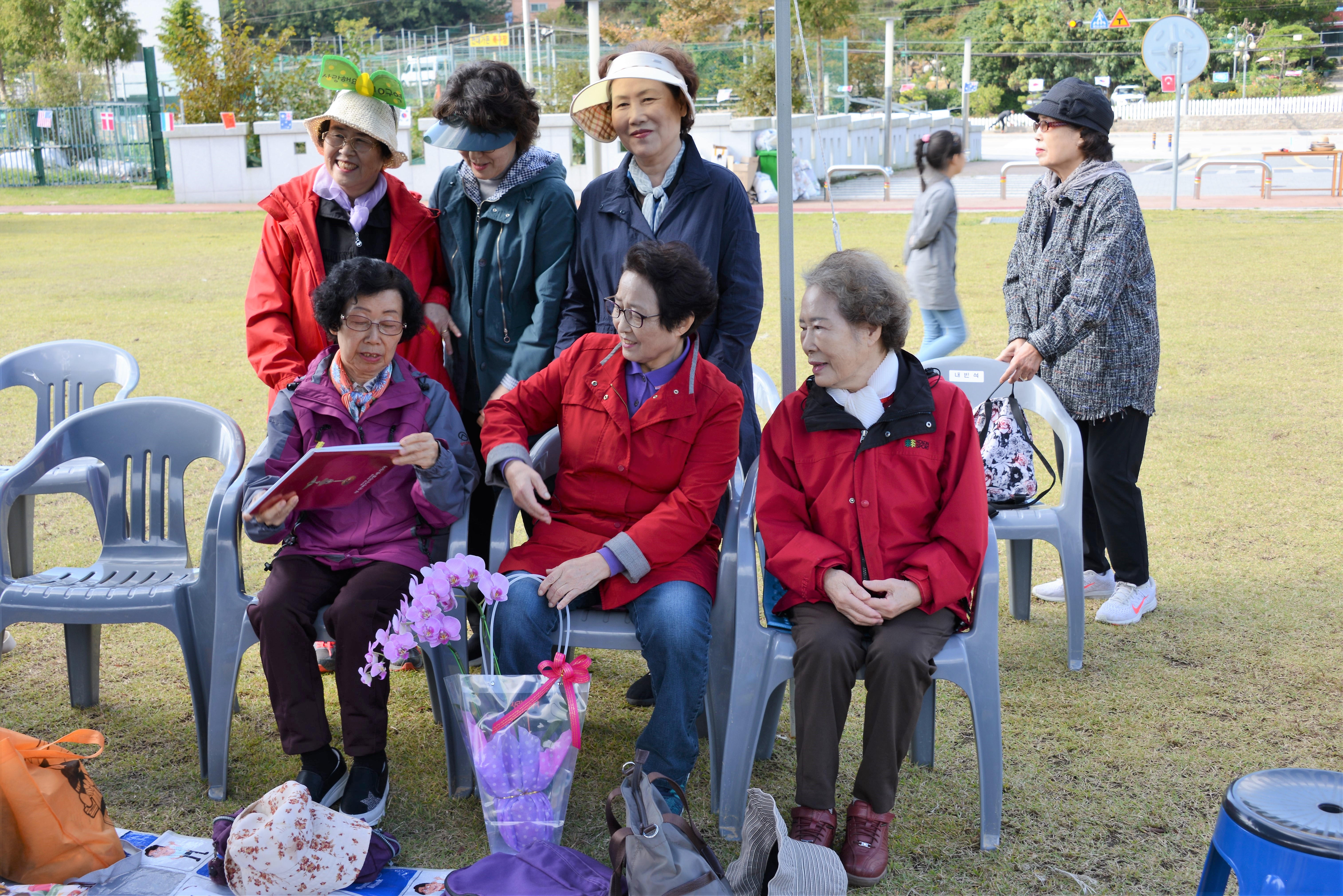 본당 행사 앨범 - [본당의날 사진 출품] 단체 도전 7구역 ... 은빛 여유와 낭만 대천성당