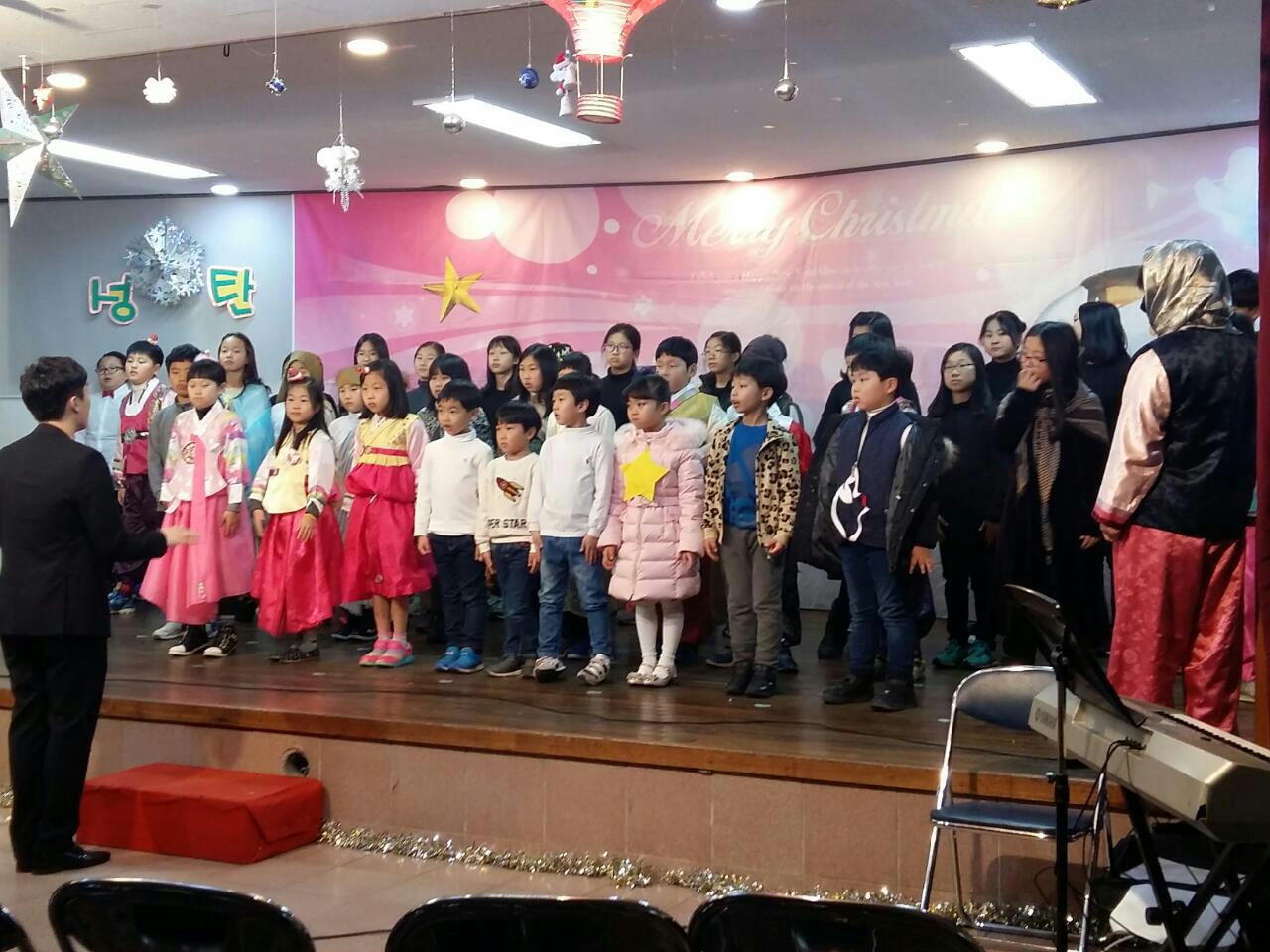 852Ud0151deww51eoei51_kr8fr8.jpg