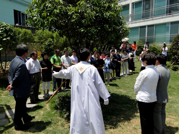 본당정원조경(7_8)06.jpg