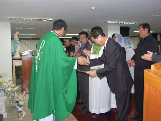 2014임명장수여_(1).jpg