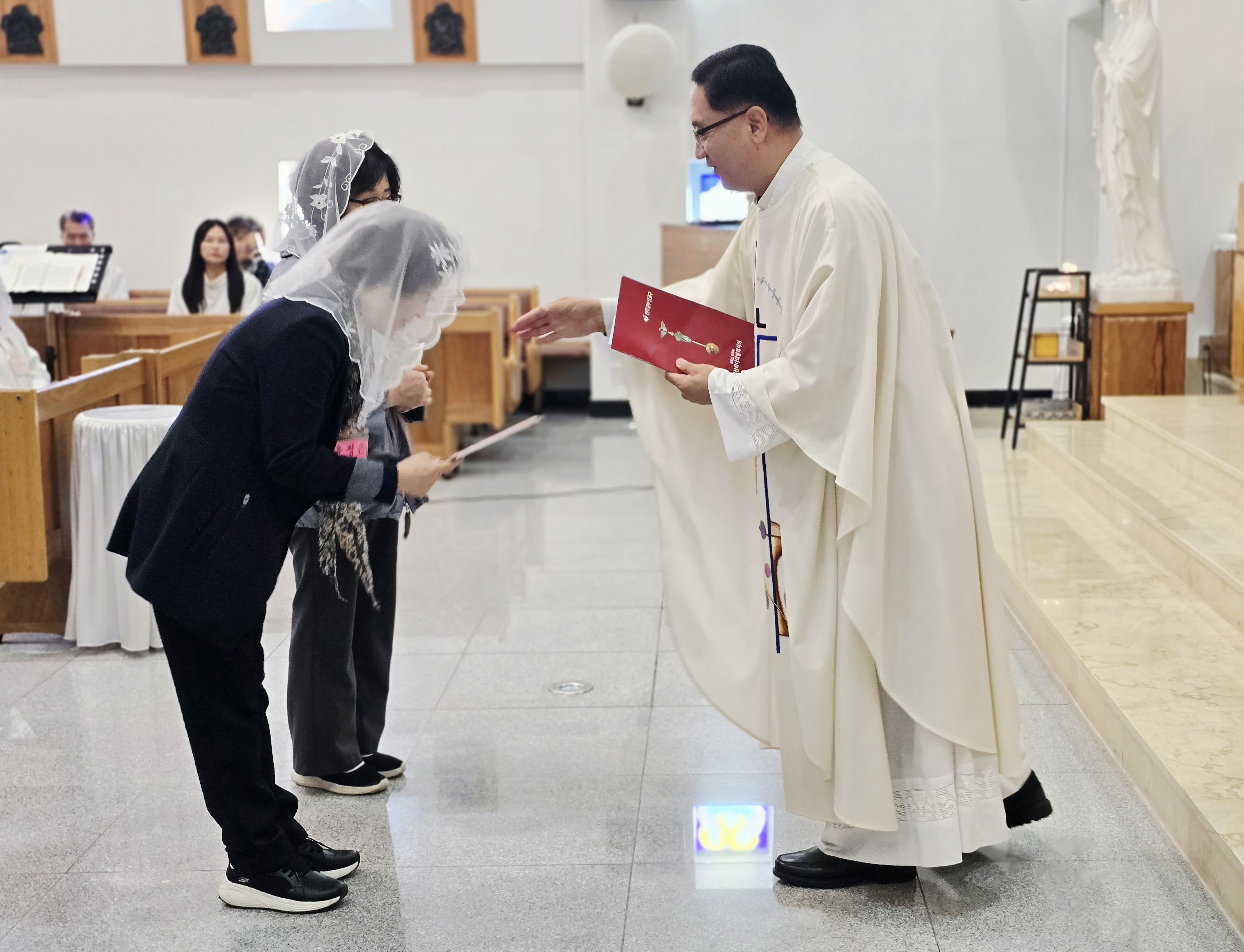 20251109-레지오 근속상 수여식 (2).JPG