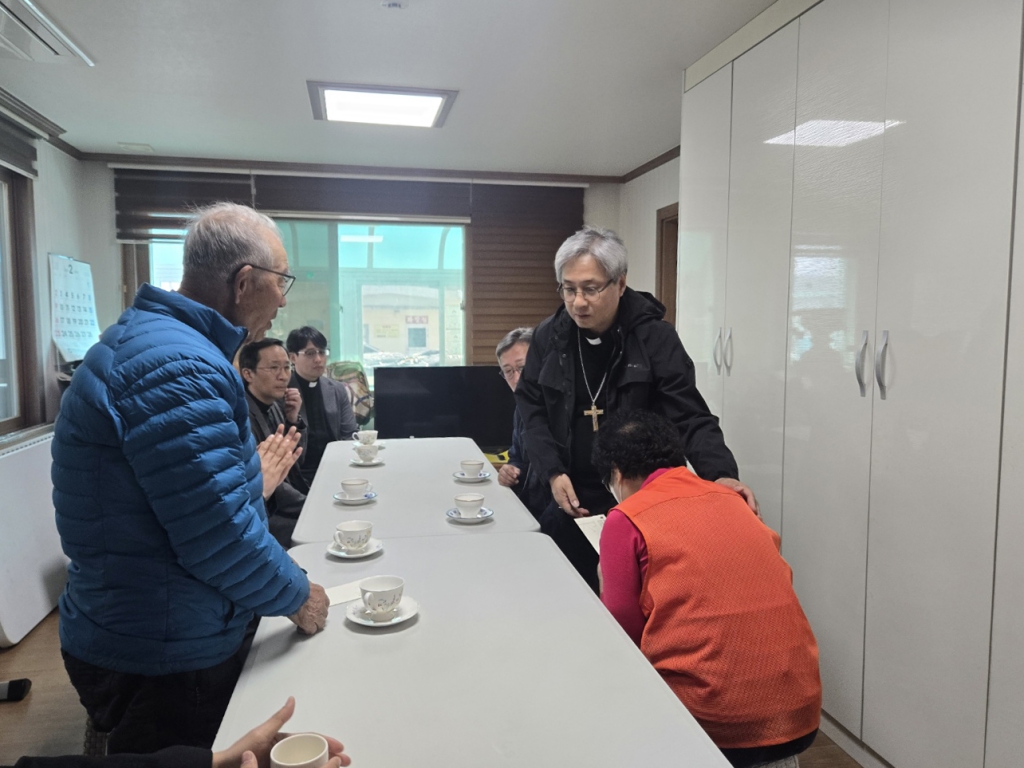 20250403신호철주교산불피해농민위로방문003(수정).jpg