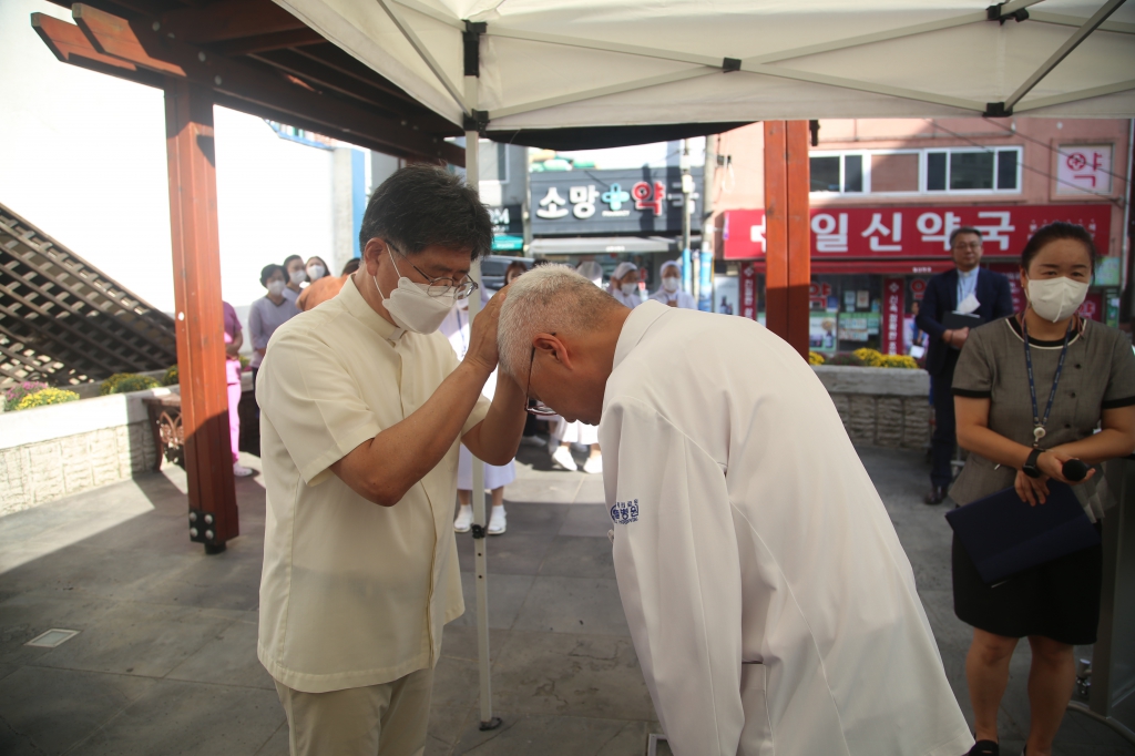 20230906메리놀병원성가정상축복식005.JPG