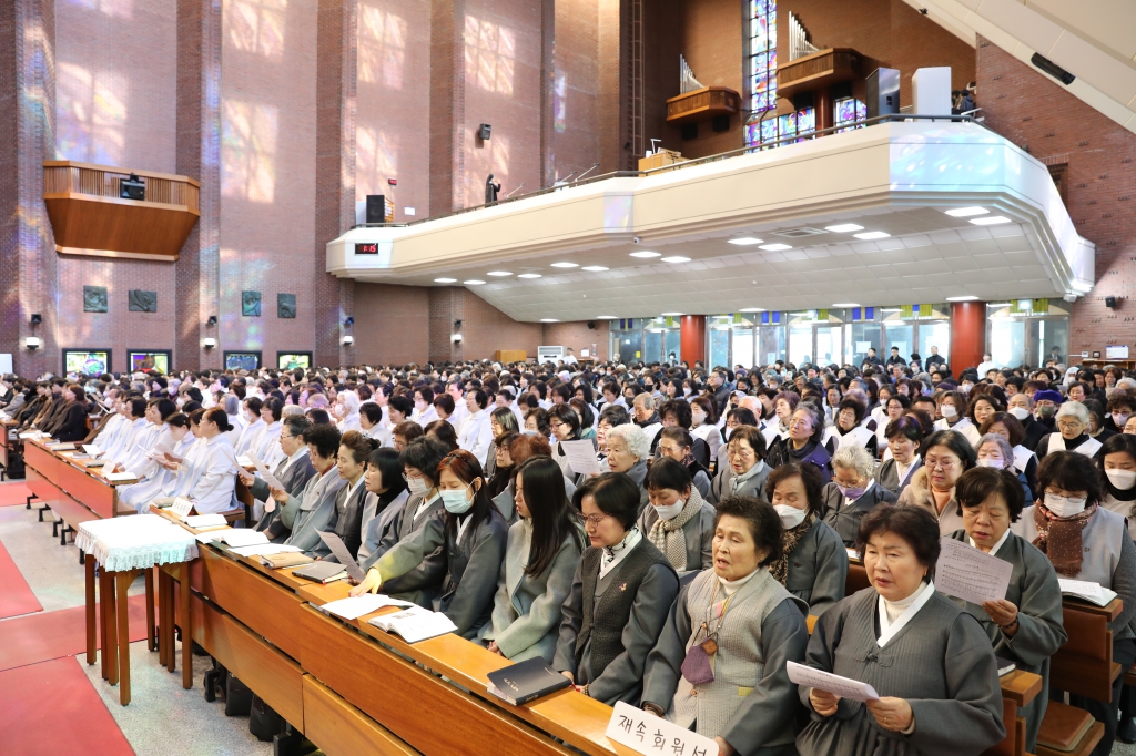 20250203한국교회축성생활의해감사미사073.JPG