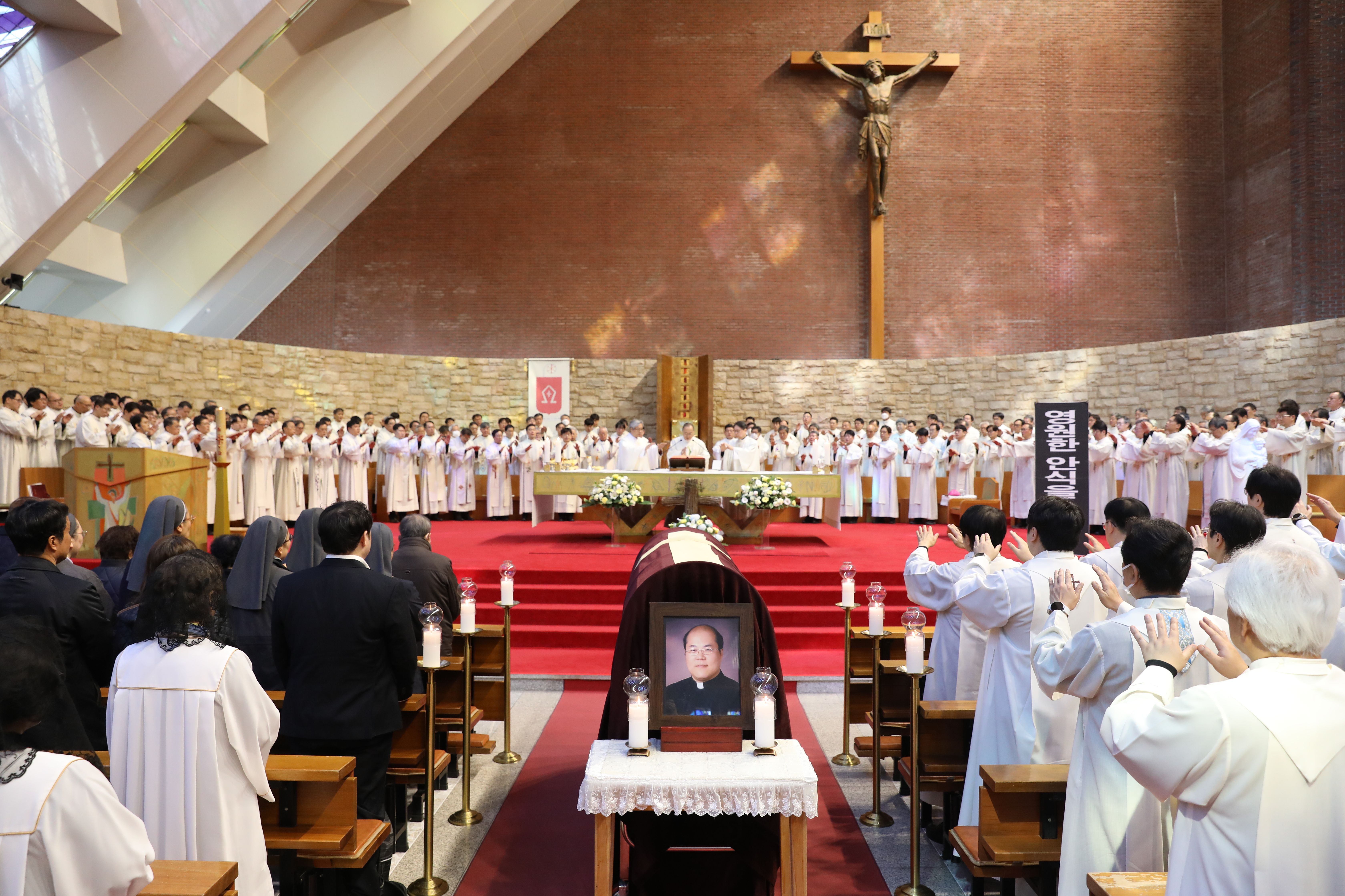20260323박재범신부장례미사112.JPG
