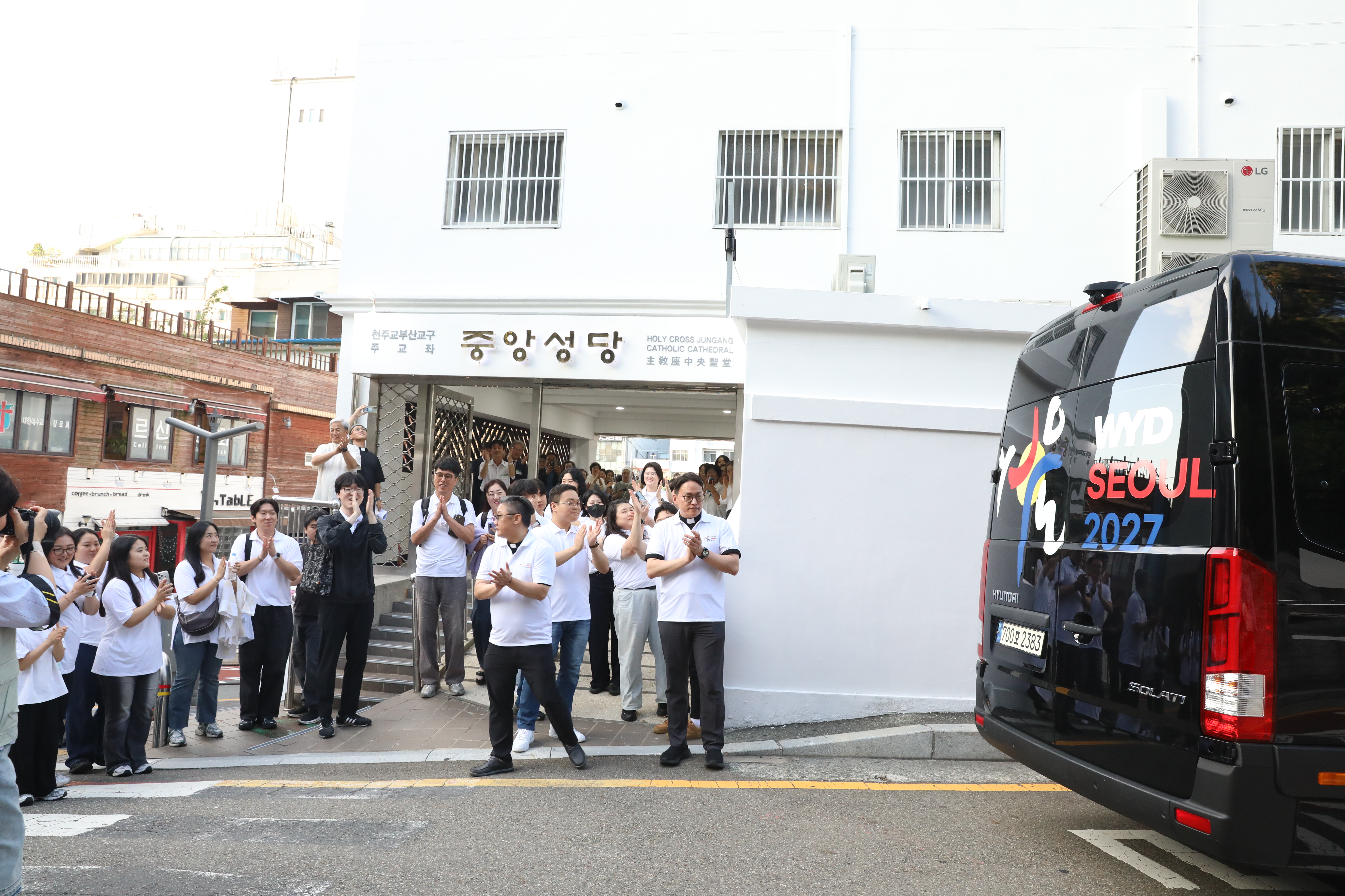 20260930WYD십자가와성모성화부산교구순례0019.JPG