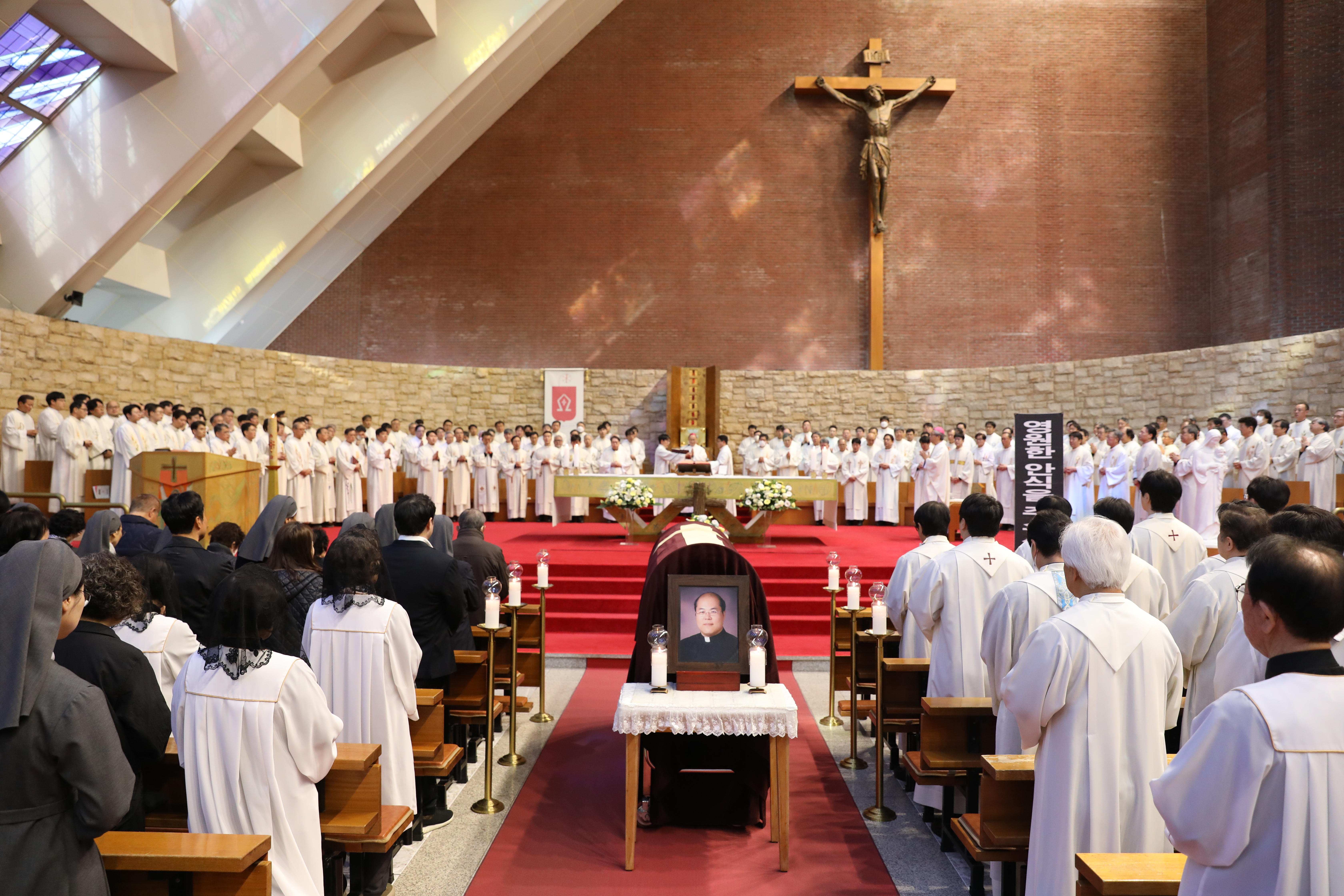 20260323박재범신부장례미사067.JPG